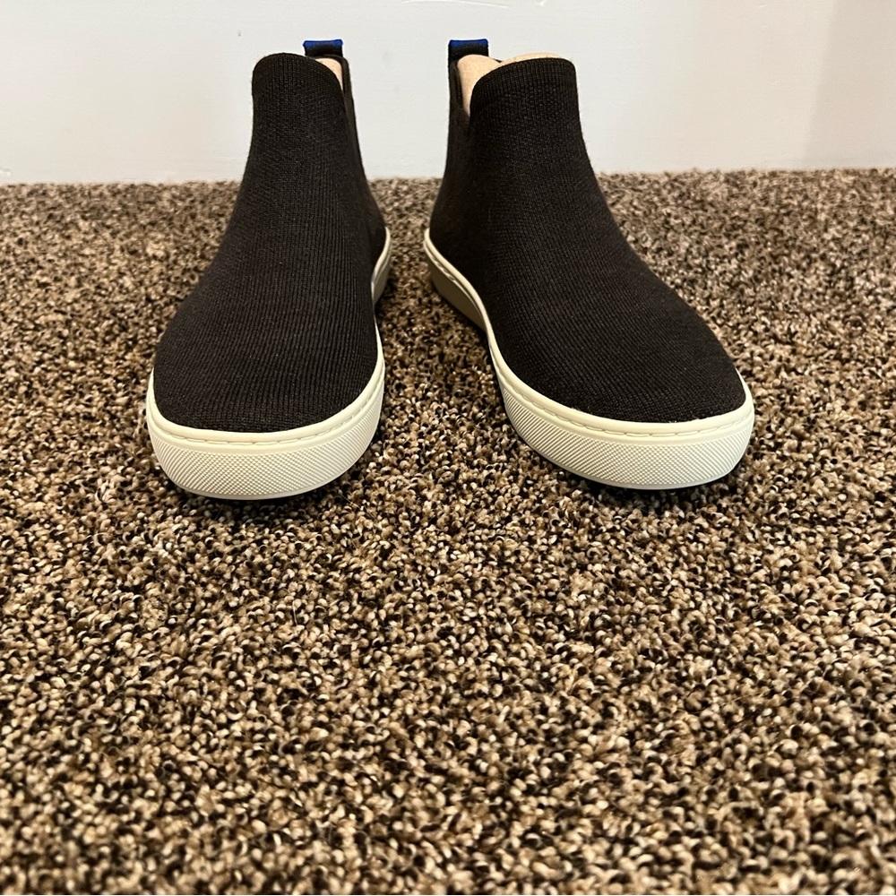 Brown Rothys 7.5 Chelsea’s
